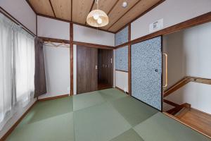 Foto dalla galleria di 021T Y's INN Oyama 板橋大山 大山駅徒歩10分 池袋駅まで3駅5分 62m戸建貸切 文化学習体験 収納スペース多数 a Tokyo