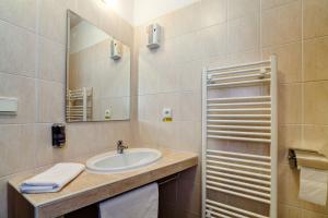 O baie la Apartmány Solum +19 fotografii