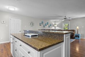 Φωτογραφία από το άλμπουμ του Otter Banks Retreat home σε Harkers Island