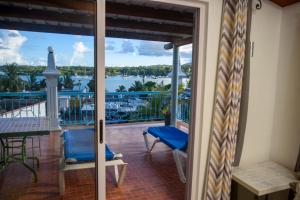 En balkon eller terrasse på Le Dodo Appartements
