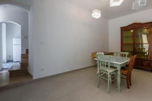 Χώρος καθιστικού στο Casa Nonna Manuela by Rentbeat