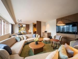 Posezení v ubytování Niigata Grand Hotel