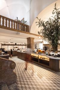 Restaurace v ubytování Hotel Altein Arosa, a Faern Collection Resort
