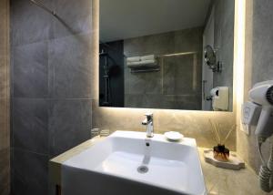 Koupelna v ubytování Berjaya Penang Hotel