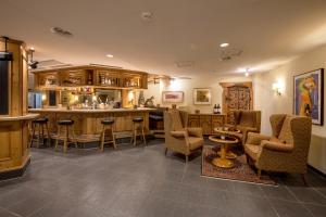 Kuchyň nebo kuchyňský kout v ubytování Silvretta Parkhotel