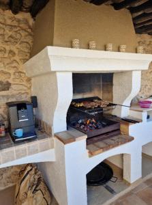 バニョル・アン・フォレにあるOld Provencal house - 3 bedroomsのギャラリーの写真