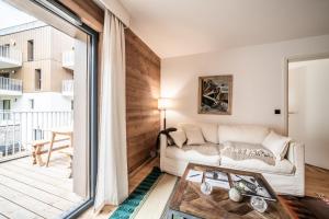 O zonă de relaxare la Apartment Cumaru, Les Houches - by EMERALD STAY