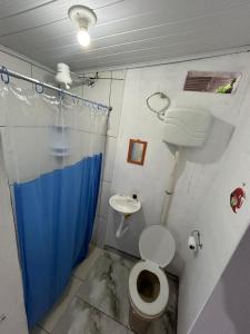 Et badeværelse på Arraial suíte