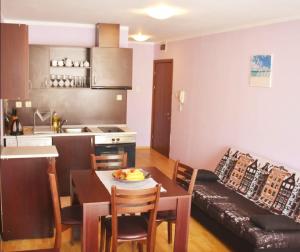 A kitchen or kitchenette at Julia Vigo Panorama apartments