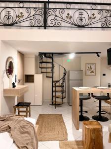 Φωτογραφία από το άλμπουμ του The Little House by the Sea στη Σταλίδα