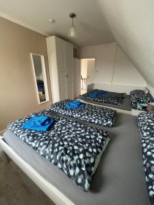 Ένα ή περισσότερα κρεβάτια σε δωμάτιο στο Ferienhaus Jastoria +37 φωτογραφίες