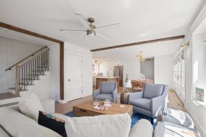 Posezení v ubytování Short walk to Provincetown shopping