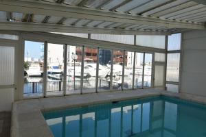 The swimming pool at or close to RNET - Puerto Simona 05 - Roses Costa Brava