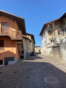 Kejiranan di persekitaran atau kejiranan dekat dengan apartmen +11 gambar