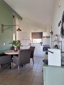 Η κουζίνα ή μικρή κουζίνα στο Rekerlanden 283