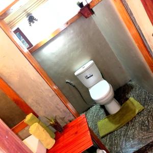 Kopalnica v nastanitvi Ella Foret accomodation