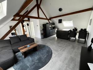 Posezení v ubytování Ferienwohnung Moselzeit Mehring