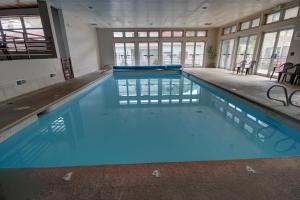 Πισίνα στο ή κοντά στο Liftside 20B by SummitCove Lodging