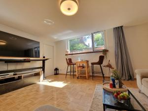 Dapur atau dapur kecil di The Artistic Corner by the Rhine Wakable to Major Basel Events like Art Basel ESC and More