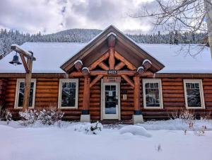 Το Settlers Creek 6517 by SummitCove Lodging τον χειμώνα