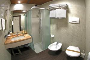 Koupelna v ubytování Hotel La Paül