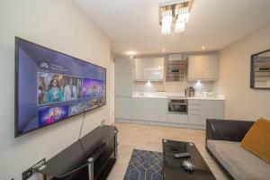 Kuchyň nebo kuchyňský kout v ubytování Hazelnut Seafront One Bedroom BN1GRE38