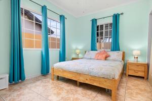 Ένα ή περισσότερα κρεβάτια σε δωμάτιο στο Casa de Reyes +37 φωτογραφίες