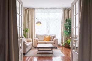 Gallery image of MTLVacationRentals - The FabFour in Montréal