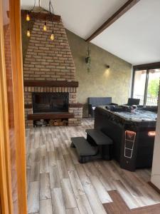 Imagem da galeria de TEPIĆ Garni Hotel em Temerin