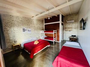 Una cama o camas en una habitación de Alma Pura 57 fotos más