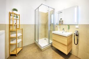 Koupelna v ubytování Jimmys Apartments XXL