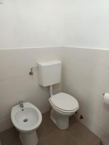 Koupelna v ubytování L'Acero Rosso