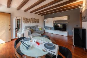Η κουζίνα ή μικρή κουζίνα στο La Casa di Marta - Borgarello, Pavia - by Host4U