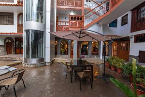 Clădirea în care este situat/ăhotelul