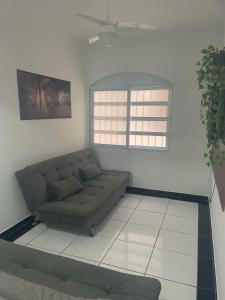 Zona de estar de Apto com 1 dormitorio proximo a praia
