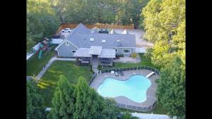 Piscina di Private completely fenced in property Near beach o nelle vicinanze