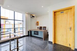 Posezení v ubytování Collection O Eswar Grand Residency