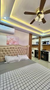 Postel nebo postele na pokoji v ubytování C&K Staycation