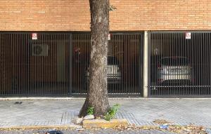 Η πρόσοψη ή η είσοδος του Depto Genova, Zona Norte, cochera con Reserva previa +3 φωτογραφίες