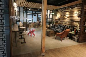 Posezení v ubytování Pinestone Inn