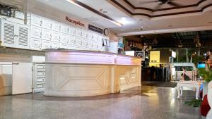 Kuchyň nebo kuchyňský kout v ubytování Lime Hotel