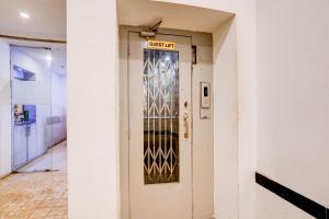 Fotografie z fotogalerie ubytování Super Townhouse Khar The Unicontinental v Bombaji