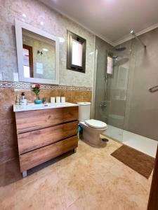 Koupelna v ubytování SkyVilla Benidorm Sea Sky & Relax