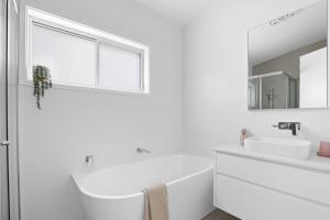 Koupelna v ubytování Stillwater on Stockton, 57B Stockton St - complete luxury in the heart of town + 26 fotografií