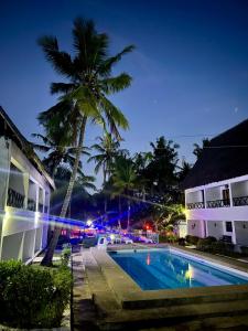 Bazén v ubytování Papillon Garden Bar Villas nebo v jeho okolí