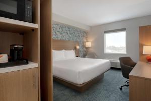 Postel nebo postele na pokoji v ubytování Quality Inn & Suites Prescott