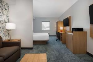 Postel nebo postele na pokoji v ubytování Quality Inn & Suites Prescott