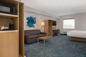 Postel nebo postele na pokoji v ubytování Quality Inn & Suites Prescott