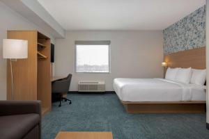 Postel nebo postele na pokoji v ubytování Quality Inn & Suites Prescott