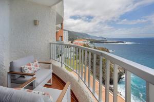 a balcony with a view of the ocean at Live San Marcos in Icod de los Vinos